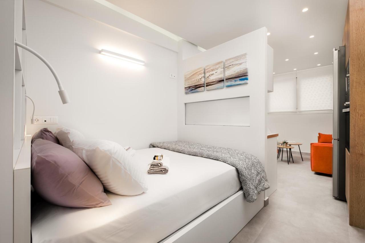 New Luxury Studio In The Heart Of Thiseio. Афіни Екстер'єр фото